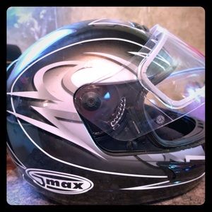 Snowmobile Helmet.